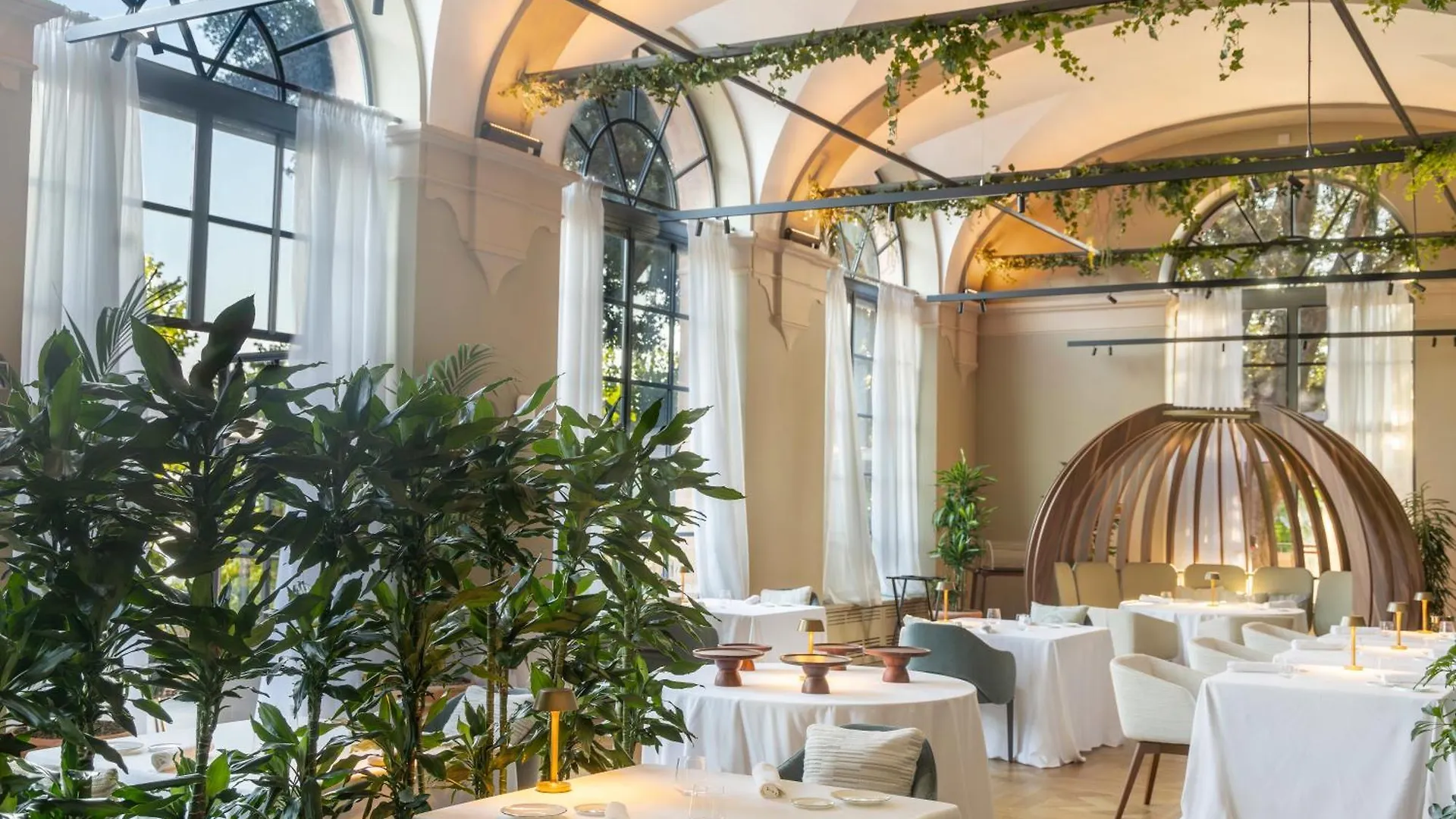 *****  Borgo Dei Conti Resort Relais & Chateaux Perugia Italy
